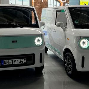 Die Tyn-E GmbH reagierte auf die Ankündigungen und wirft Electric Brands vor, der X-Bus S sei ein Plagiat.(Bild:  Tyn-E GmbH)