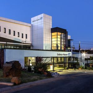 Tor zum afrikanischen Markt: Endress+Hauser Südafrika hat in Johannesburg ein neues Vertriebsgebäude errichtet.