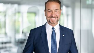 Prof. Dr. Ing. Manfred Renner: «Para dar forma al futuro tecnológico, es fundamental hacer que las tecnologías sean comprensibles». (Bild: geralt)