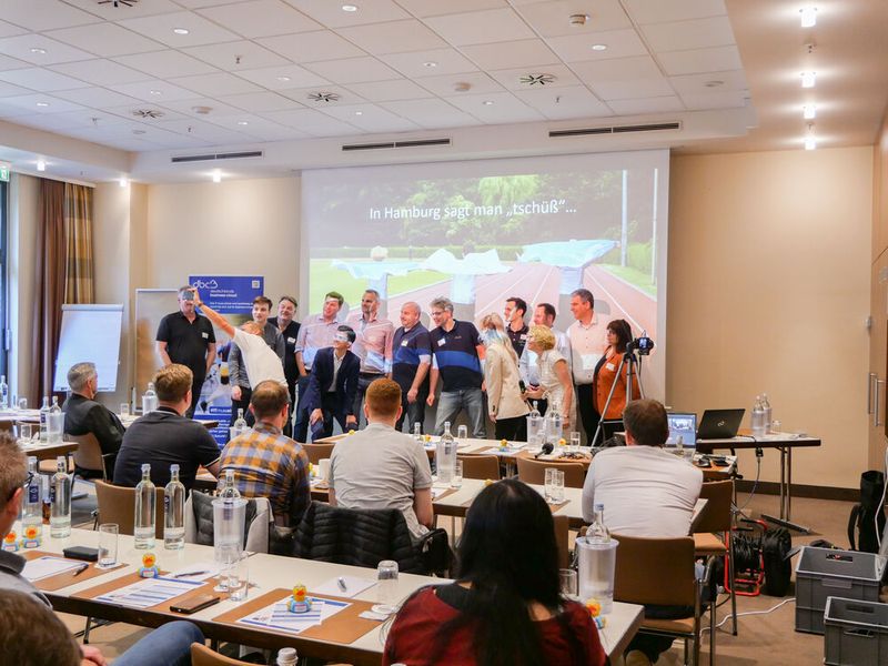 Das dbc-Team sagt tschüss. (Bild: Capelletti & Perl)