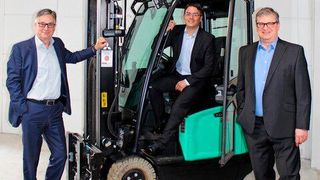 Neuausrichtung bei Logisnext mit neuem Führungsteam (v.l.): Geschäftsführer Detlef Wichert, kaufmännischer Leiter Daniel Matas und Serviceleiter Stefan Märtins. (Logisnext)