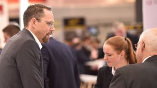 Linde_Logimat-Heptner-1011_16x9w1920.jpg (Linde Material Handling GmbH)