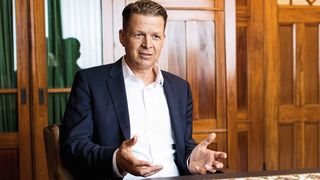 Jan Metzger, Geschäftsführer von COG im historischen „Chefbüro“ – ein passender Ort für geschichtliche Reflexion. (COG)