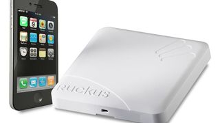 Die Access Points Zoneflex 7321 (siehe Bild) und 7982 wurden für Umgebungen entwickelt, in denen zahlreiche Nutzer mit mobilen Geräten auf unterschiedliche Multimediainhalte zugreifen. (Archiv: Vogel Business Media)