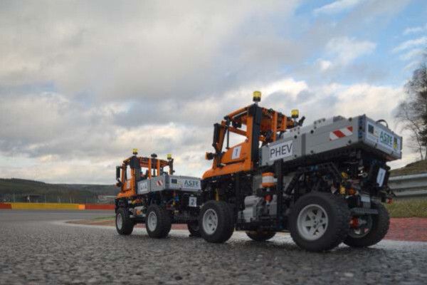 Das neue Spitzen-Duo (Bild: RWTH Aachen/ika)