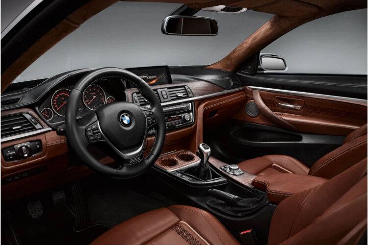 Auch im Innenraum verspricht die Studie hochwertige Materialien und ein optisch reizvolles Design. (Foto: BMW)