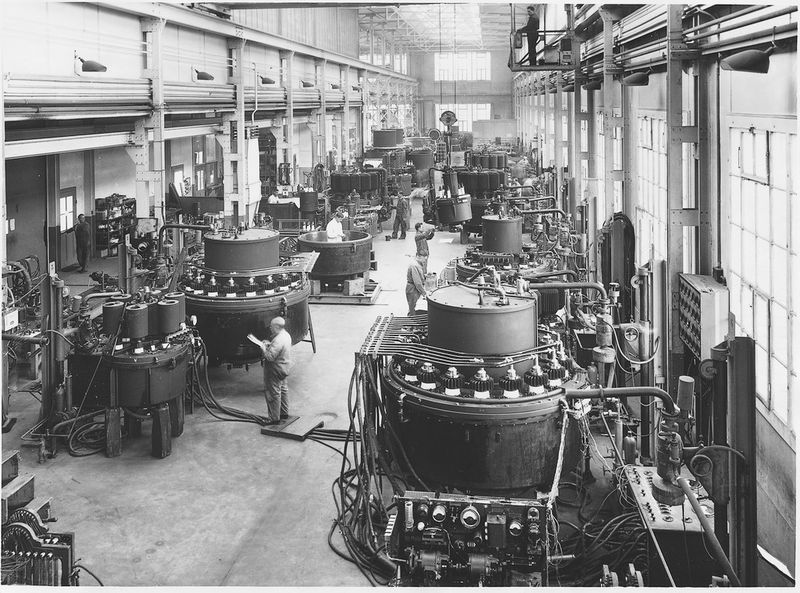 1937: Die Montagehalle für Quecksilberdampf-Gleichrichter. (Bild: Historisches Archiv ABB Schweiz)