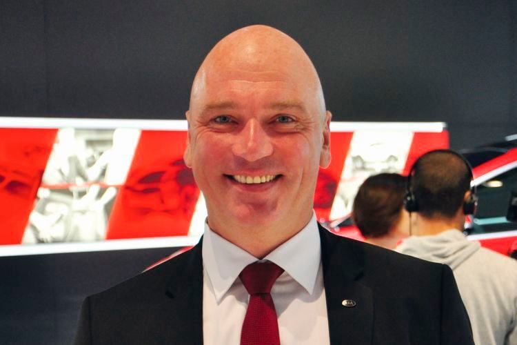 Steffen Cost, Geschäftsführer Kia Motors Deutschland: „Ich glaube, dass das Internetgeschäft ein nicht mehr wegzudenkender Bestandteil des Automobilverkaufs ist. Aber es macht wenig Sinn, die Verkäufe direkt online abzuwickeln.“ (Foto: Wehner)