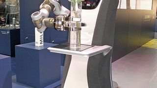In der Servicerobotik liegt für Engelberger die Zukunft (im Bild: Schunk Care-O-bot). (Bild: Schunk)