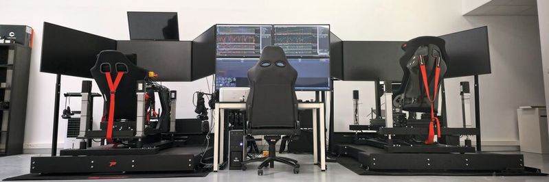 Prosimu entwickelt hochdynamische Bewegungssimulatoren für Motorsport, Luftfahrt und Industrie und setzt dabei auf Verbindungslösungen und konfektionierte Kabelsätze von Lapp.(Bild:  Lapp)