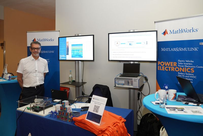 FPGA Conference Europe 2022: Über 70 Sprecher, 100 Vorträge und über 250 Teilnehmer – nach zwei Jahren mit Corona-bedingten Digitalkonferenzen fand die dreitägige FPGA Conference vom 5. bis 7. Juli 2022 endlich wieder als Präsenzveranstaltung statt. Besondere Highlights waren die spannende Keynote von Nick Ni von AMD/Xilinx, die interessante Couchtalk-Expertenrunde, der traditionelle BBQ-Grillabend sowie die vielen glücklichen Gewinner der Verlosungsaktionen.  (Bild: Nadine Stegemann)