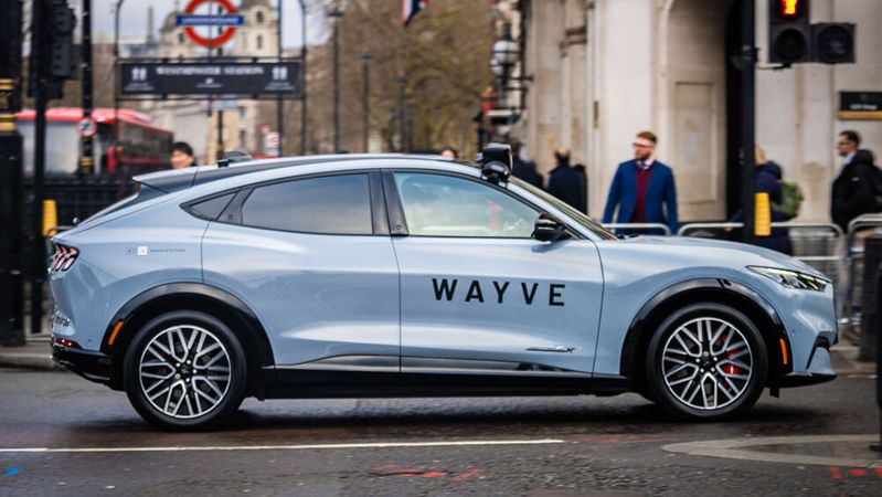 Wayve entwickelt eine Software-Plattform für Assistenzsysteme. Das Start-up hat nun frisches Kapital gesammelt – auch aus der Autoindustrie.(Bild:  Wayve)