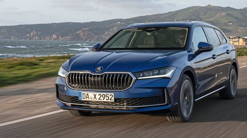 Die neue Generation des Superb ist nur eines von vielen neuen oder aufgefrischten Modellen, mit denen Skoda in diesem Jahr weitere Marktanteile gewinnen will.(Bild:  Skoda)