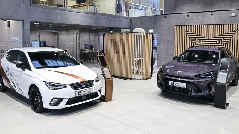 In Kornwestheim bei Stuttgart werden die Neuwagen von Seat und Cupra seit Anfang 2026 von der Hahn-Gruppe vertrieben.(Bild:  Hahn Automobile)