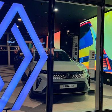 Renault hat im Geschäftsjahr 2024 seinen Umsatz deutlich steigern können, aber wegen Sondereffekten wenig verdient. (Bild: Renault)