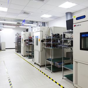 Härtetest für SSDs: In Klimakammern von Giant Force werden die Halbleiterspeicher Temperaturen von minus 40 bis zu plus 85 Grad Celsius ausgesetzt.