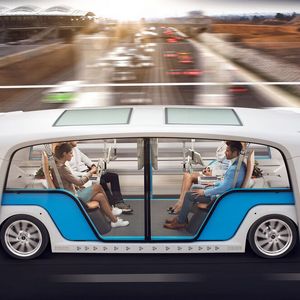 Das Rindspeed-Fahzeug "Snap" wird mit Schnellladetechnik von Harting mit Strom betankt.