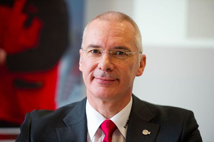 Für KÜS-Bundesgeschäftsführer Peter Schuler stärkt das neue Test- und Prüfzentrum die Position der KÜS als Überwachungs- und Sachverständigenorganisation.  (Foto: KÜS)