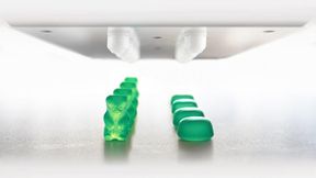 Funktionale Gummies stellen hohe Anforderungen an Dosiergenauigkeit und Wirkstoffverteilung. Die Nutra Flash Linie von Makat stimmt Küche und Gießprozess gezielt aufeinander ab, um diese Anforderungen ohne Qualitätseinbußen zu erfüllen. (Bild: Syntegon )