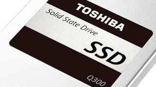 Fliegender Wechsel: Ab Oktober wird der Name Kioxia die Marke Toshiba auf allen Speicherprodukten ersetzen. (Bild: Toshiba Memory Corporation)