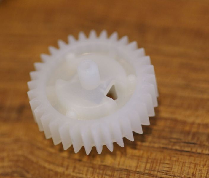 Plastechnik AG, le spécialiste de l'élaboration, conception et production de pièces en matière synthétique et plastique technique. (Image: MSM / JR Gonthier)