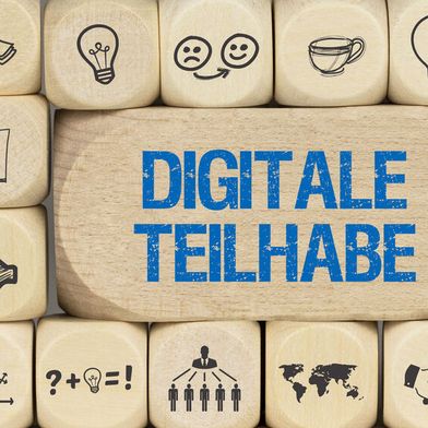 Digitale Teilhabe muss in vielen Bereichen von Grund auf mitgedacht werden. (Bild: © magele-picture - stock.adobe.com)