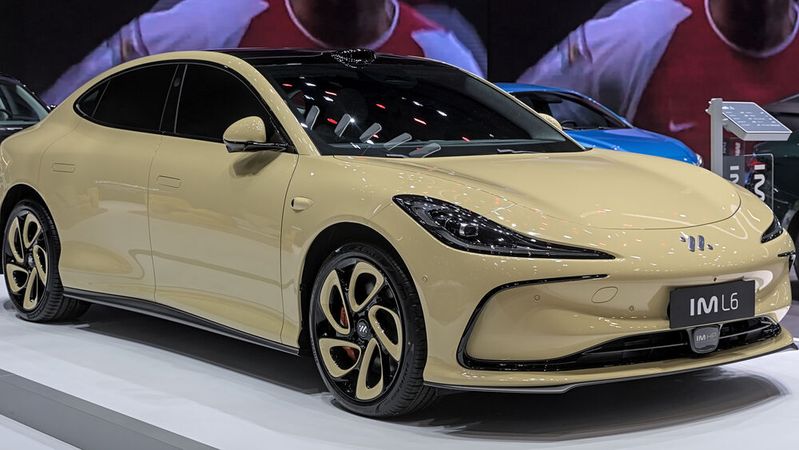 IM Motors hat das Modell L6 mit Halbfeststoff-Akku vorgestellt.(Bild:  IM L6 /Alexander-93  / CC BY-SA 4.0)