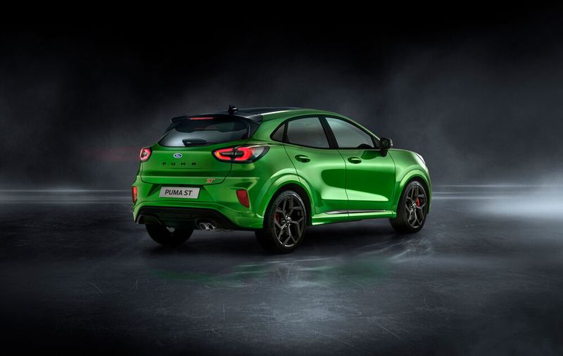 Eine 48-Volt-Unterstützung wie bei anderen Motorvarianten von Fiesta und Puma gibt es in dem Top-Modell nicht. (Bild: Ford)