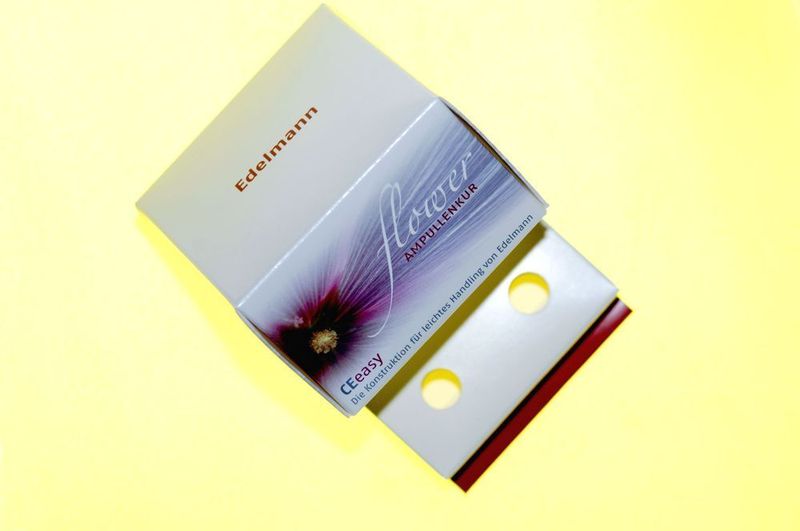 Seniorenfreundlichkeit und KIndersicherheit scheint ein Widerspruch in sich zu sein. Gefragt sind  Pharmaverpackungen, die mit wenig Kraftaufwand und gleichzeitig nur durch einen Trick zu öffnen sind. (Archiv: Vogel Business Media)