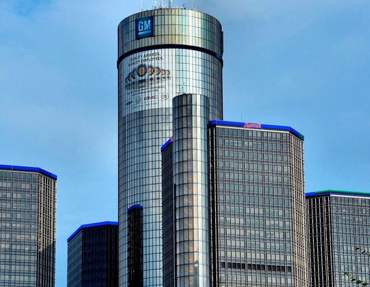 Der US-amerikanische Autokonzern General Motors freut sich über die vom obersten Gerichtshof abgestraften Zölle von Donald Trump. Denn nun kann das Unternehmen aus Detroit im Staate Michigan mehr Gewinn erwarten.(Bild:  GM)