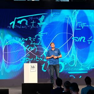 Quantum Optics Jena nutzt quantenphysikalische Effekte, um neue Lösungen im Bereich der Cybersicherheit zu realisieren. Dazu werden Quantenschlüsselverteilungssysteme (QKD) entwickelt, die auf verschränkten Photonenquellen basieren.(Bild:  Bitkom Services)