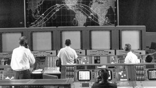 Das Mission Control Center ist heute Bestandteil des Space Center Houston, das als eines der bedeutendsten Wissenschafts- und Technikmuseen der Welt gilt.   (Bild: Ford-Werke)