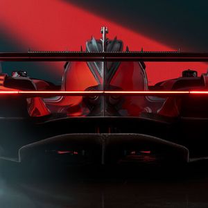 Auch wenn der 499 P so nicht als offizieller Konkurrent ein einem echten Rennen teilnehmen darf, sehen die Italiener Potenzial für leistungshungrige Kunden mit Lust auf mehr.(Bild:  Ferrari)