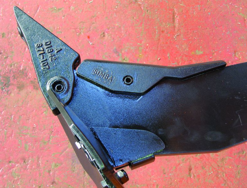 Bild 4: Spitzenschuh mit Spitzenbeinschutz, der aufgrund der Kosten und einfacheren Herstellung aus CADI besteht. (Archiv: Vogel Business Media)