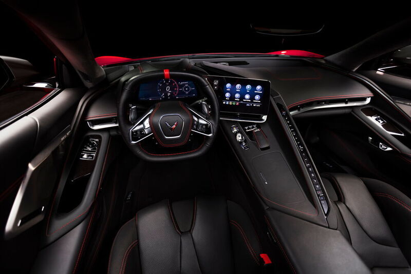 Im Innenraum gibt es digitale Instrumente, eine solides Head-Up-Display und einen großen Touchscreen.  (Chevrolet)