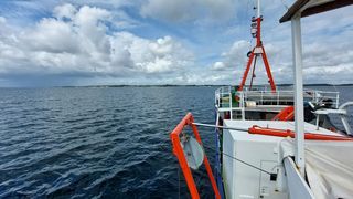 Zeitserienstation Boknis Eck: Die Studie hat Langzeitmessungen der Station am Ausgang der Eckernförder Bucht genutzt, um zu untersuchen, wie sich die Umweltbedingungen in der westlichen Ostsee von 1991 bis 2019 verändert haben. (Bild: Ilka Thomsen)