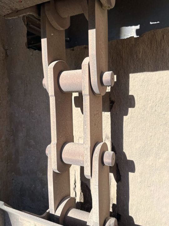 Die neue Generation an Zentralketten ist nun deutlich leichter. Sie arbeitet mit weniger Totlast und erhöht dadurch ihre Leistung. (Bild:  RuD)