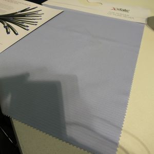 Die Silberfasern sind in die Stoffe eingewebt. Verwendet man Textilien mit X-Static-Technologie für Krankenhauskittel, Sichtschutz-Vorhänge, Patientenbekleidung oder Bettwäsche, lässt sich das Wachstum multiresistenter Bakterienstämme auf deren Oberflächen eindämmen.