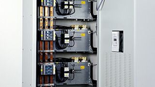 Blindleistungs-Kompensationsanlagen müssen regelmäßig gewartet werden, um Gefahren zu vermeiden. (Bild: Econ Solutions)