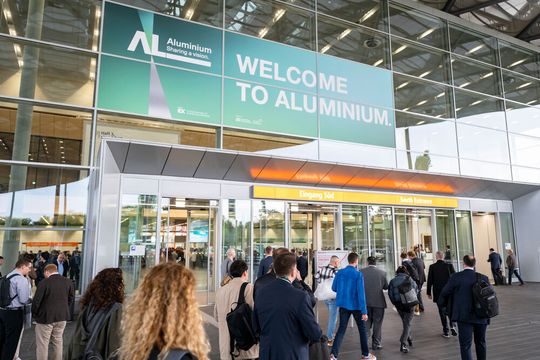 The Aluminium trade fair took place again in Düsseldorf from October 5 to 8. Find out here how the event went and what the mood in the aluminum industry is like at the moment. A few impressions also await the reader.(Image: RX Germany / O. Wachenfeld)