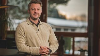 Matthias Aumann ist ein erfahrener Geschäftsführer und hat die Mission Mittelstand gegründet. Er und seine über 140 Mitarbeiter beraten KMU dabei, wie sie ihre Marktchancen erhöhen können, um nicht nur Krisen erfolgreich zu meistern.  (Bild: Mission Mittelstand)