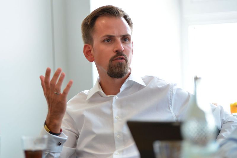 Frederick Altrock bringt für den Award-Partner Mobile.de als Juror Expertise bei der Bewertung der Teilnehmerbetriebe ein. (Bild: Johannes Untch / VCG)