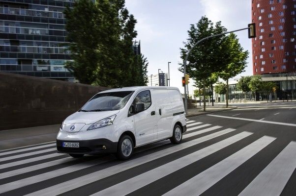 Der elektrische Kleintransporter Nissan e-NV200 verbindet das Beste aus zwei Welten (Nissan)