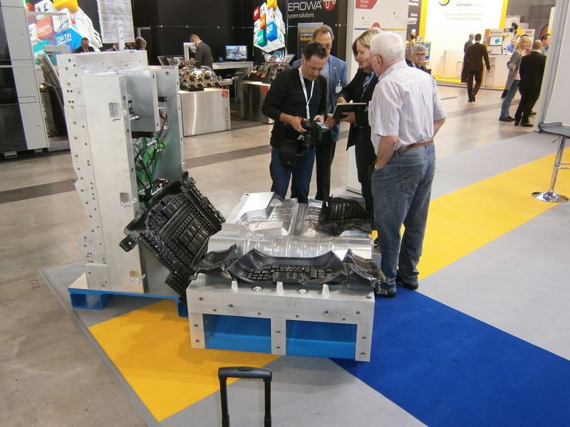 Einige Impressionen von der Moulding Expo-Premiere. (Bild: Königsreuther)