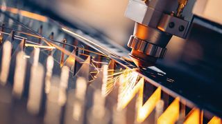 Die Geschäftslage in der bayerischen Metall- und Elektroindustrie hat sich merklich verschlechtert. (Bild: Parilov - stock.adobe.com)