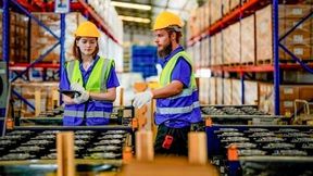 Oracle Fusion Cloud Applications bieten eine integrierte Suite KI-gestützter Cloud-Anwendungen, mit denen Unternehmen schneller agieren, intelligentere Entscheidungen treffen und Kosten senken können. (Bild: Oracle)