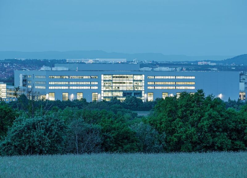 Die Technologiefabrik Scharnhausen – Fertigungsstandort von Festo für Ventile, Ventilinseln und Elektronik. (AGB von Jan Potente, www.janpotente.de)
