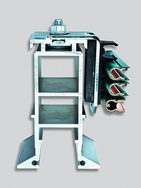 Ein klassisch konstruierter Stromschienenhalter mit zeitraubender Montage. (© Kegelmann Technik)