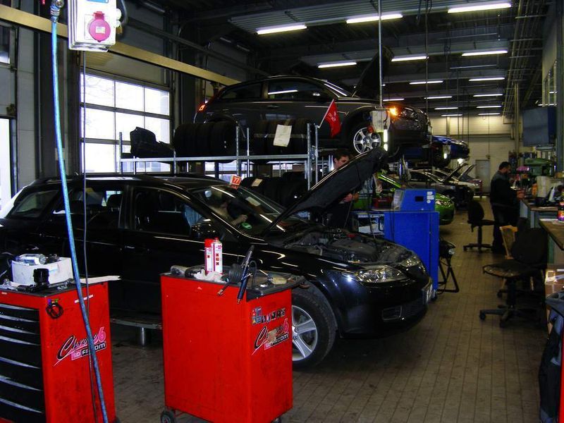 Der Mehrmarkenservice kurbelt den Bereich Aftersales an. Niedermair & Reich ist Jaguar-, Land-Rover-  und Volvo-Servicepartner. Fotos: Mauritz/Niedermair & Reich (Archiv: Vogel Business Media)
