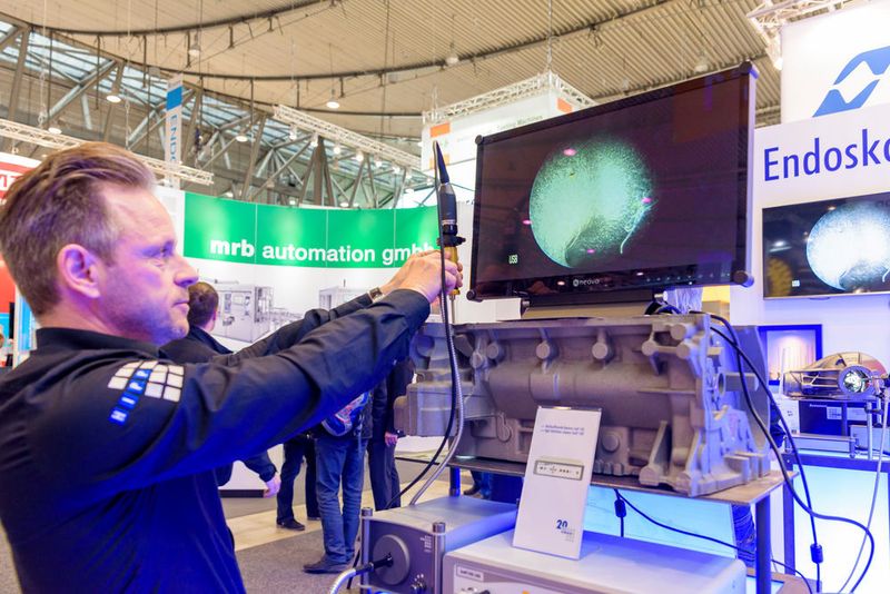 Reflet de la trentième édition du salon Control 2016. (P.E. Schall GmbH)